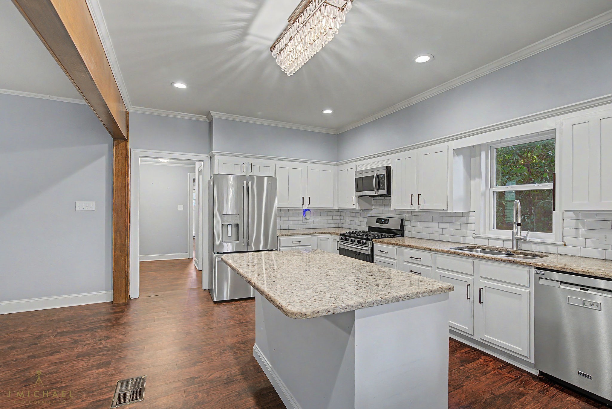 420 Forest Avenue Shreveport LA 71104