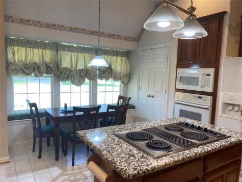 5730 Champion Court Arlington TX 76017