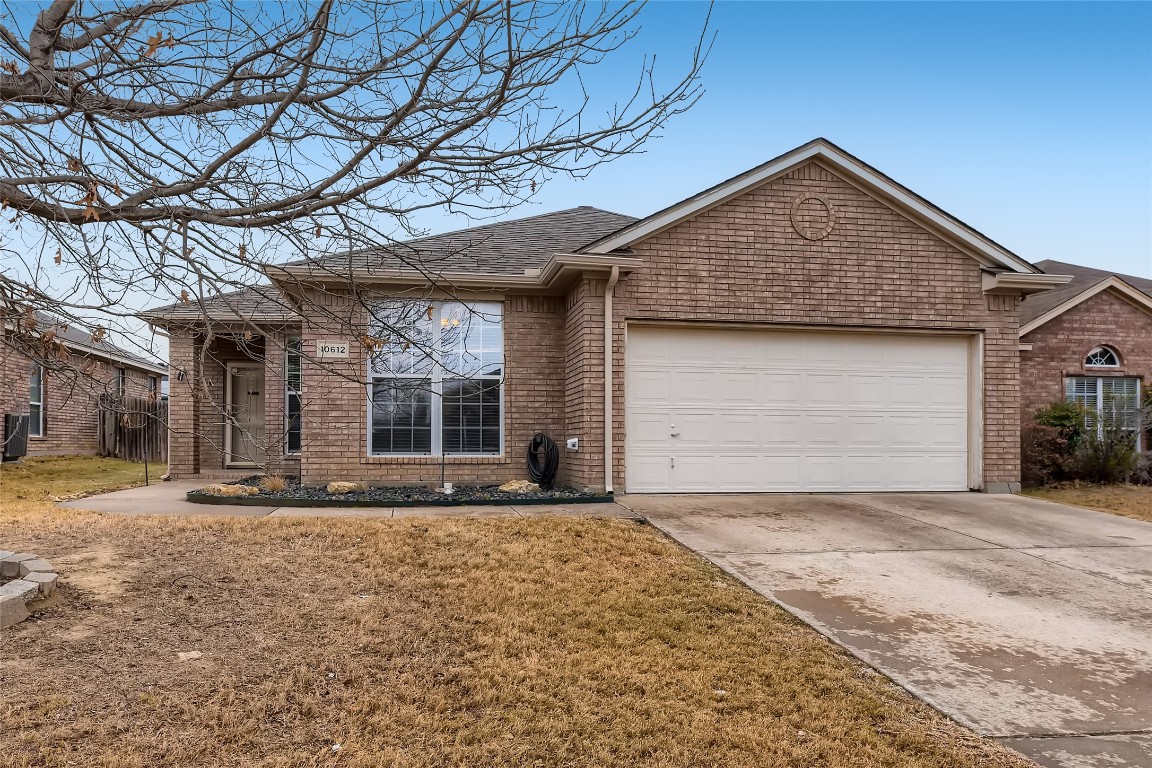 10612 Cloisters Drive Fort Worth TX 76131