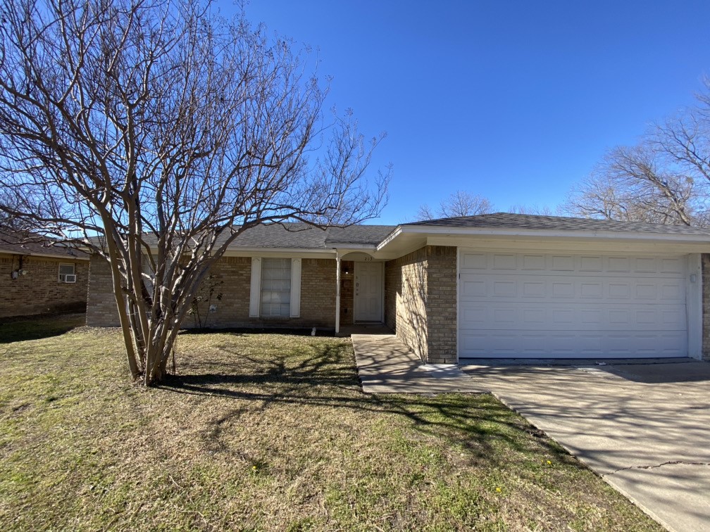 213 Anderson Street Waxahachie TX 75165