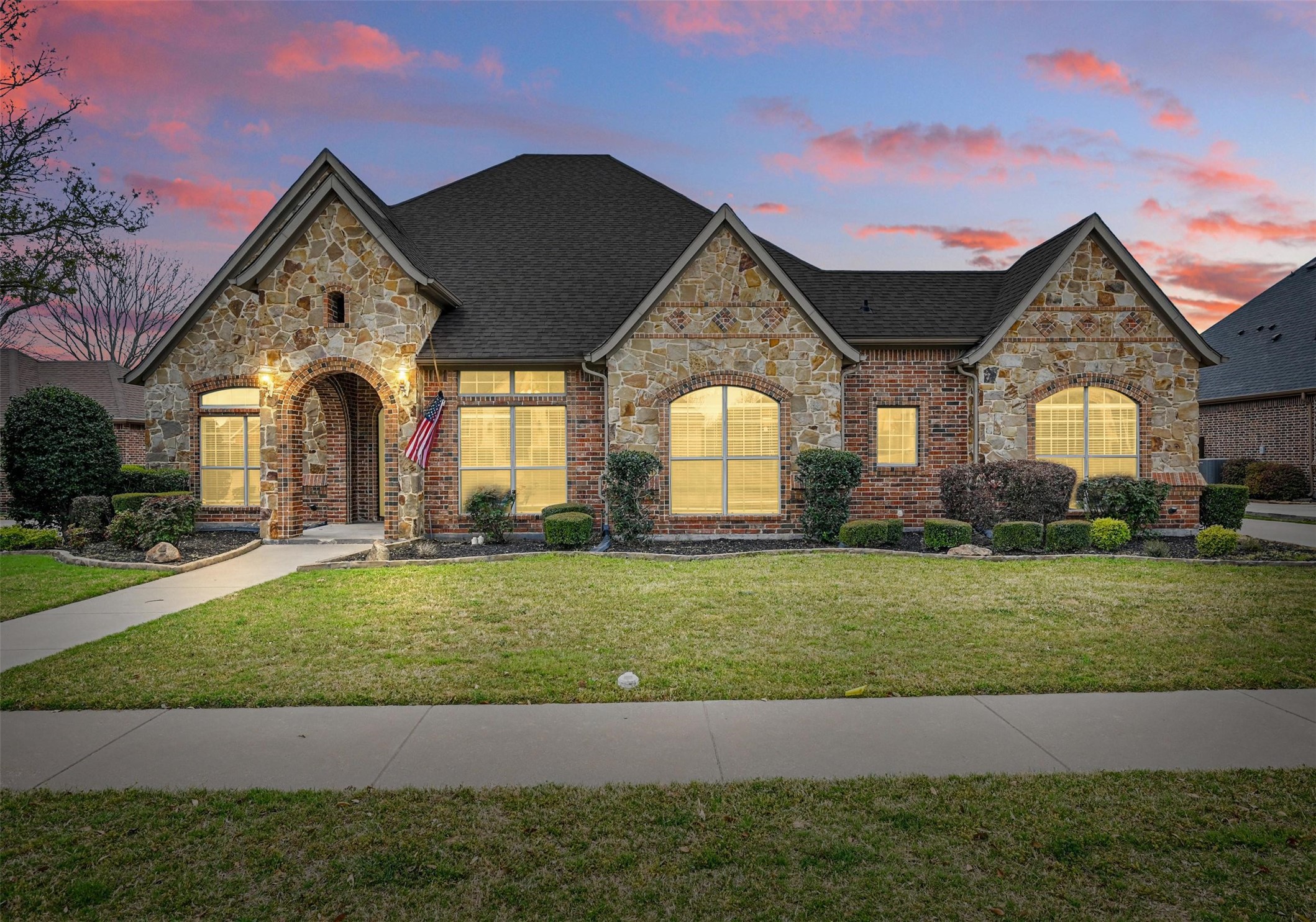 104 Short Putt Drive Waxahachie TX 75165