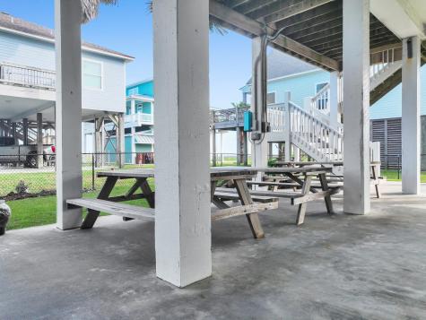 931 Bahama Drive Port Bolivar TX 77650