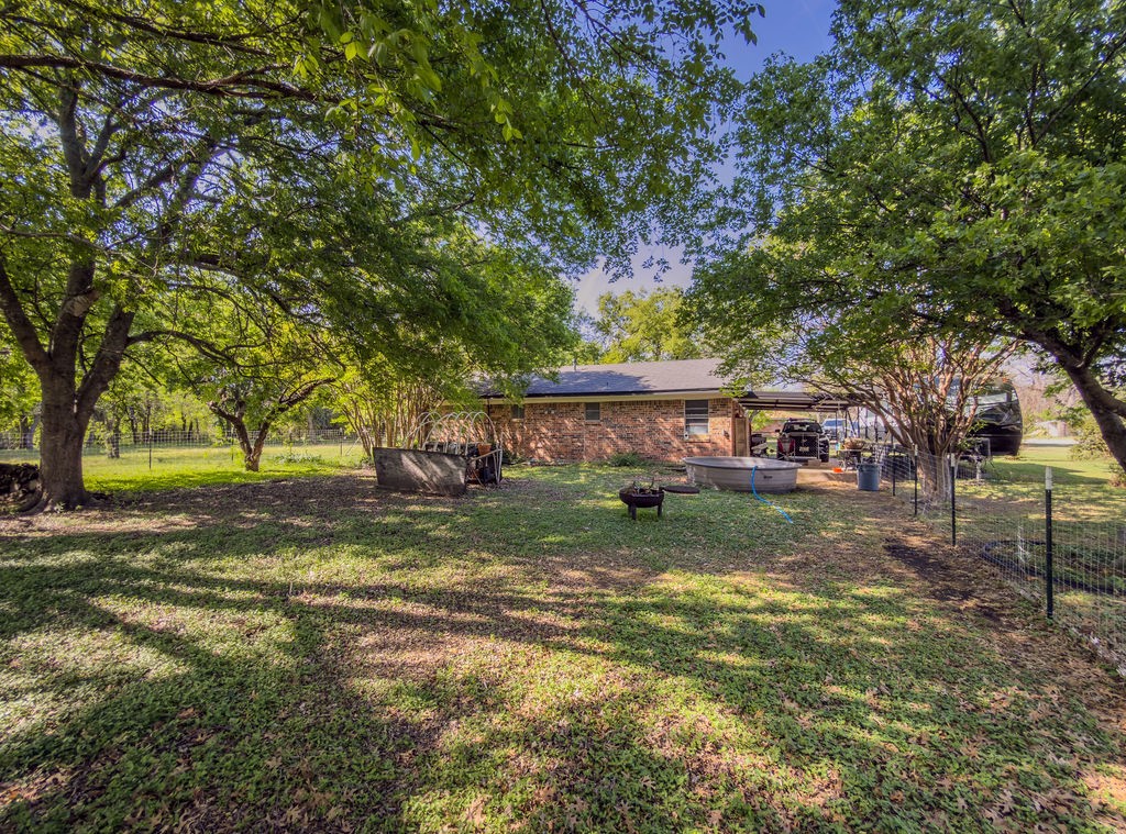 501 W Washington Avenue Whitney TX 76692