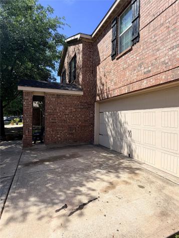 10004 Quail Glen Drive Fort Worth TX 76140