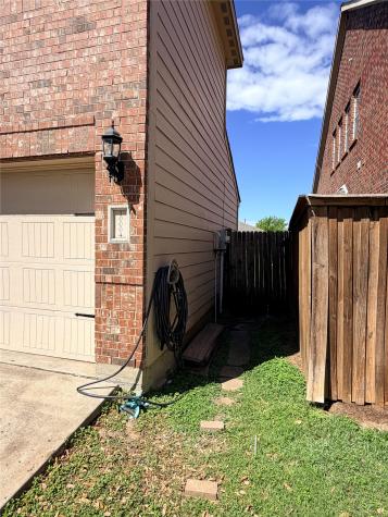 10004 Quail Glen Drive Fort Worth TX 76140
