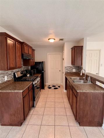 10004 Quail Glen Drive Fort Worth TX 76140
