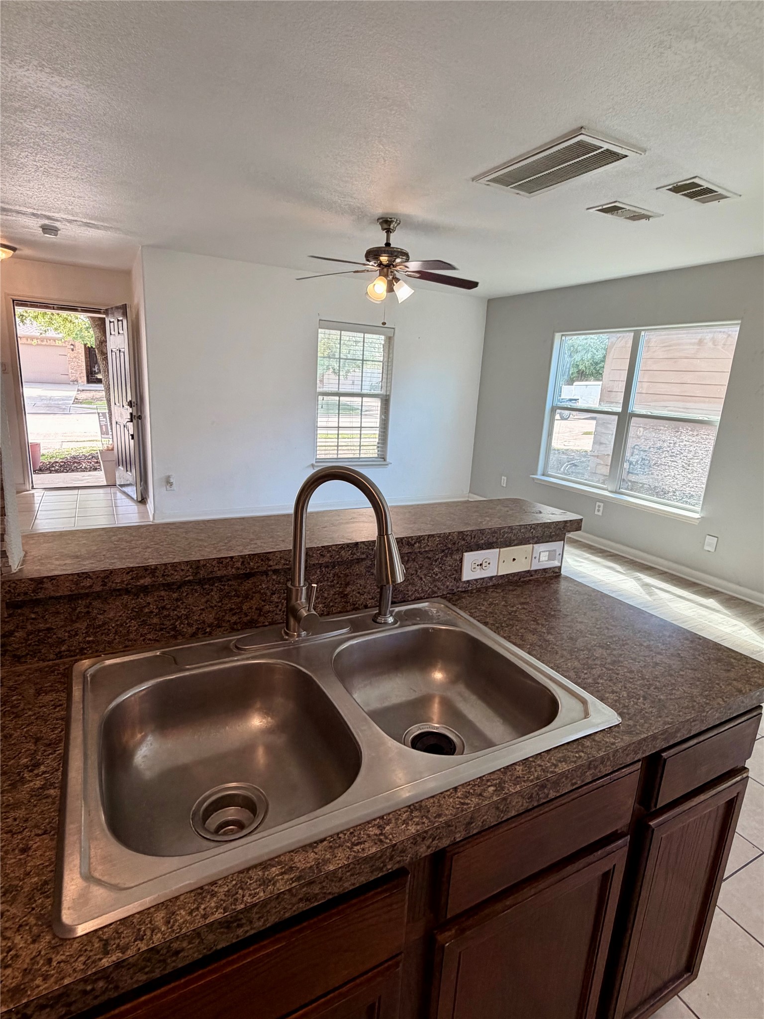 10004 Quail Glen Drive Fort Worth TX 76140