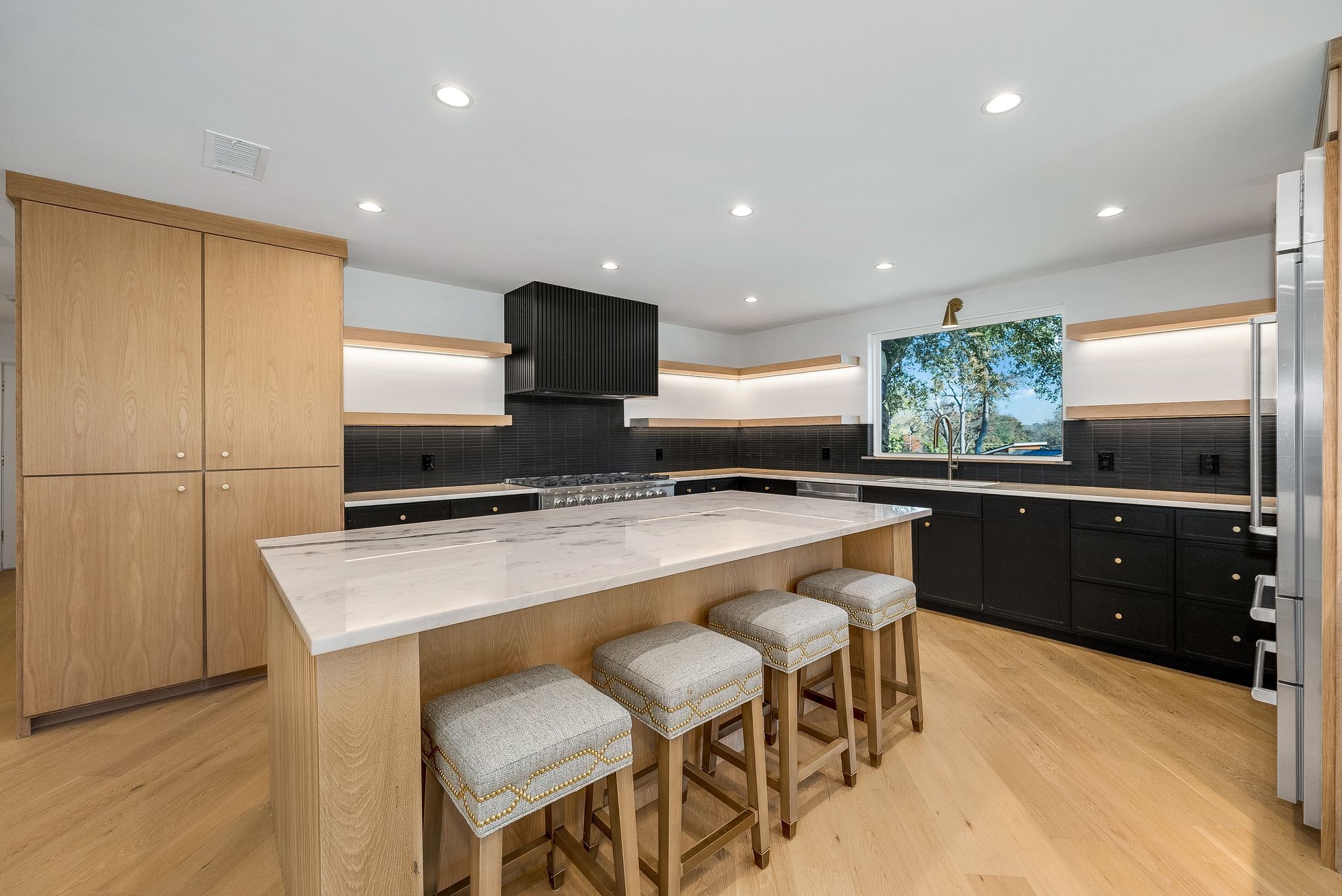 6275 Preston Creek Drive Dallas TX 75240