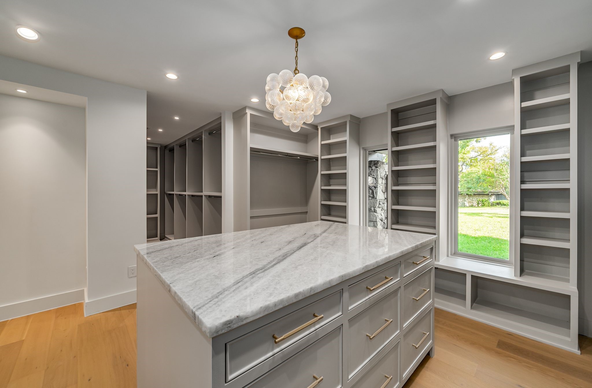 6275 Preston Creek Drive Dallas TX 75240