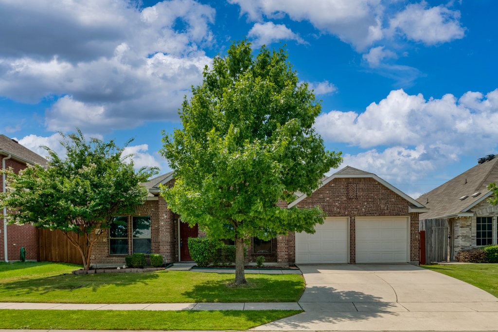 1080 English Ivy Drive Prosper TX 75078
