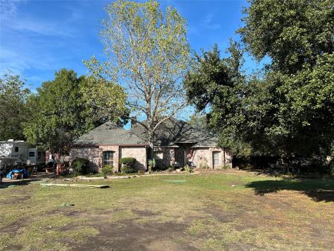 301 Becky Lane Waxahachie TX 75165