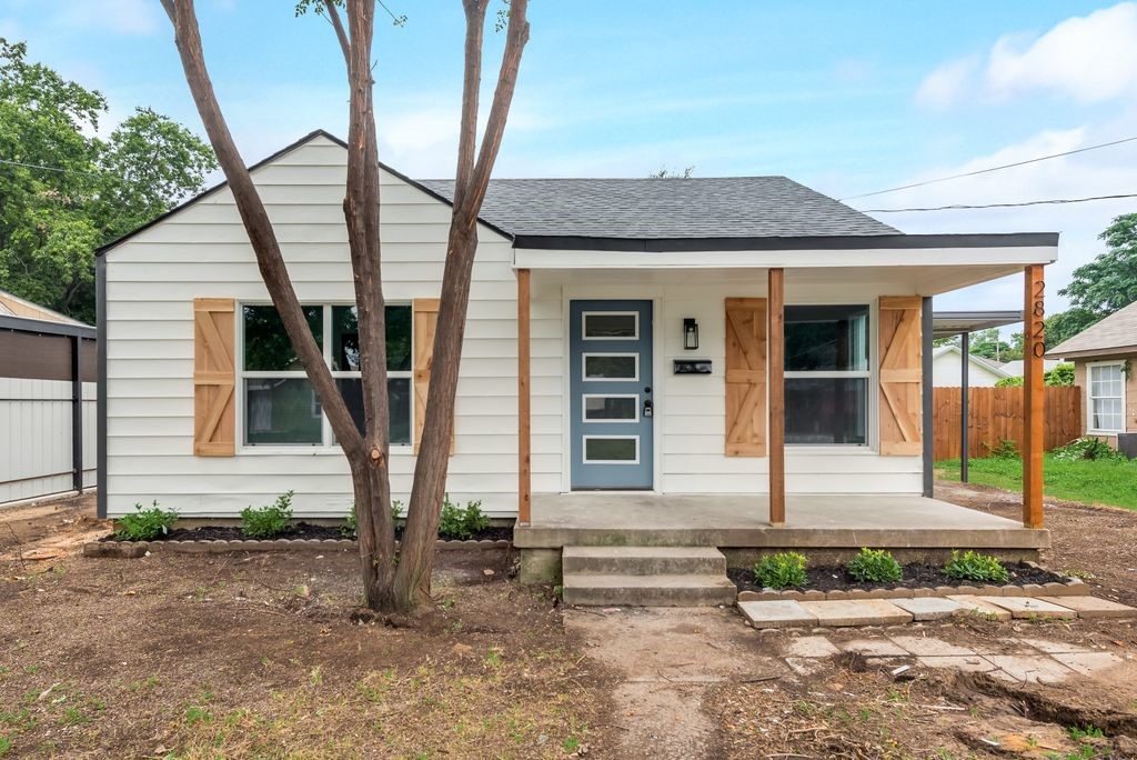 2820 Dell Street Fort Worth TX 76111