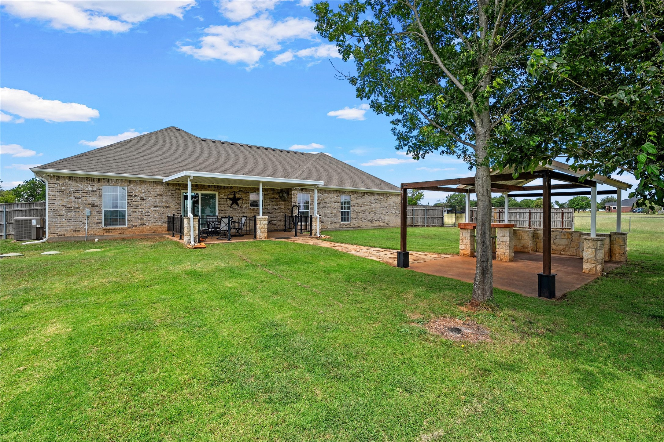 534 Dosher Lane Woodway TX 76712