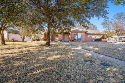 1251 Wendy Court Kennedale TX 76060