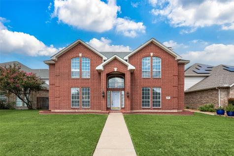 2714 Kingswood Boulevard Grand Prairie TX 75052