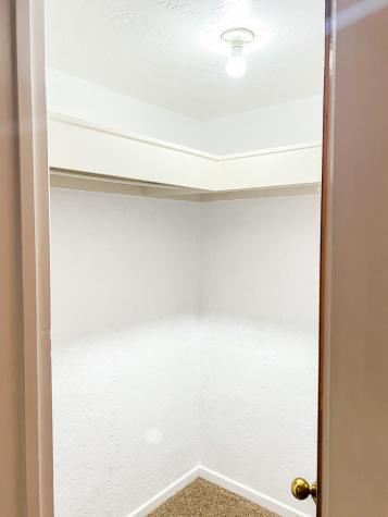505 N Yosemite Iowa Park TX 76367