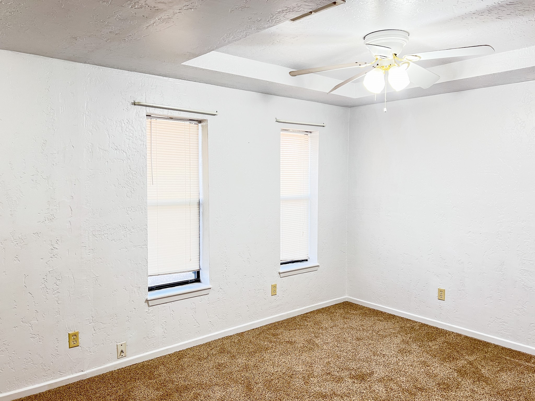 505 N Yosemite Iowa Park TX 76367