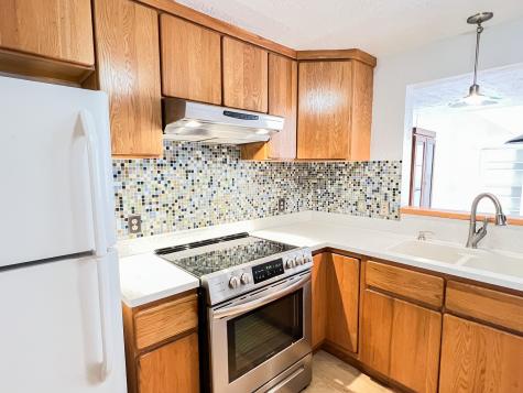 505 N Yosemite Iowa Park TX 76367