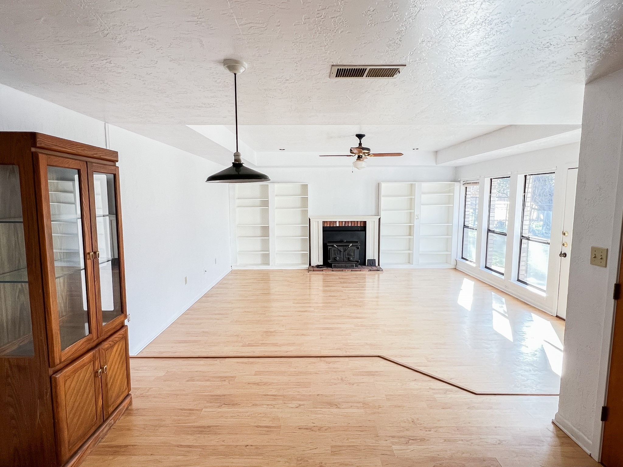 505 N Yosemite Iowa Park TX 76367