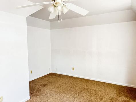 505 N Yosemite Iowa Park TX 76367