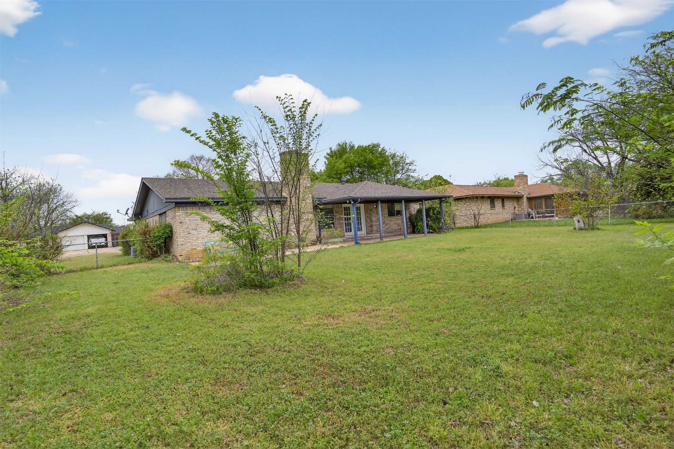 6913 Gettysburg Drive Forest Hill TX 76140