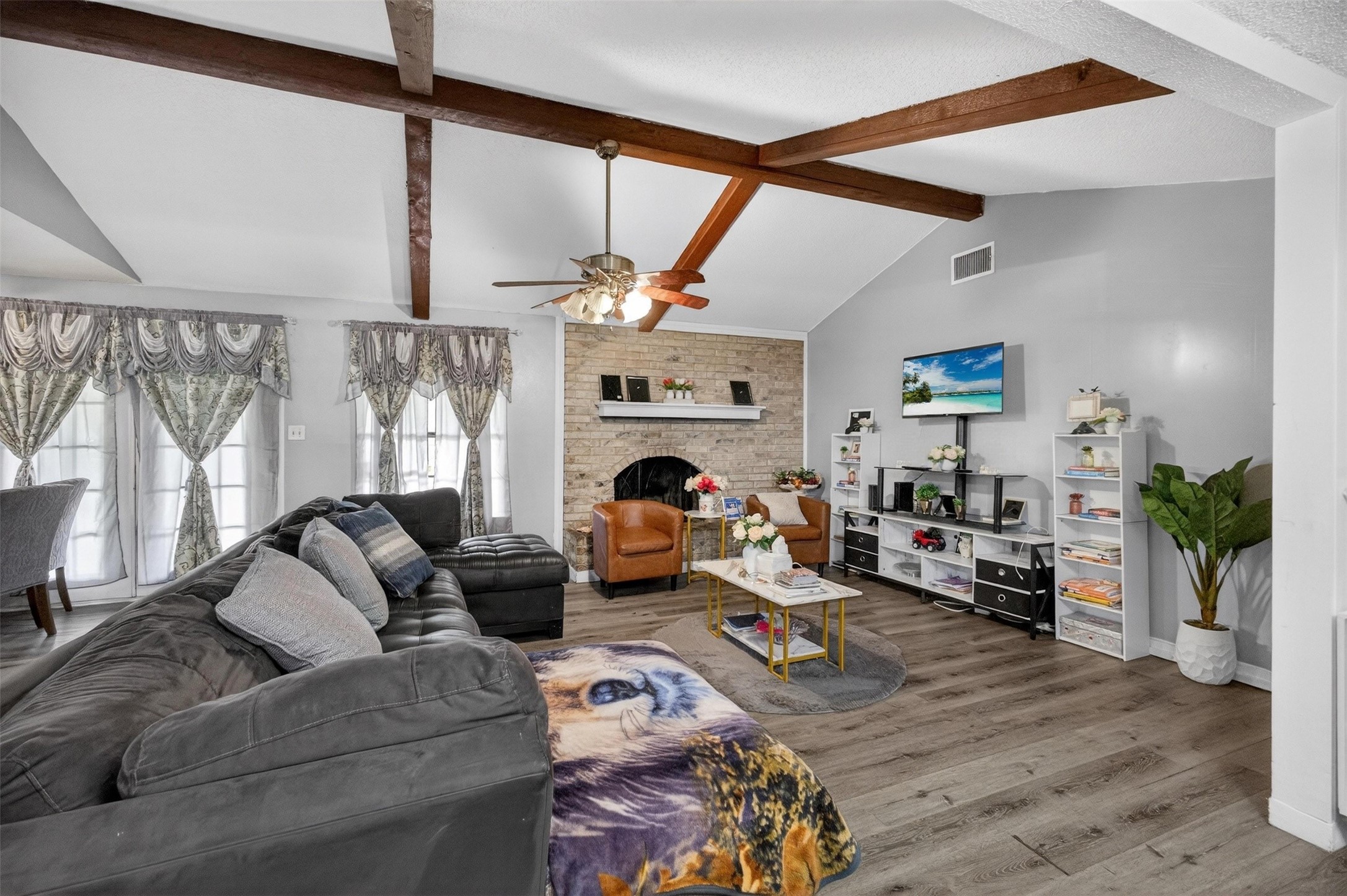 6913 Gettysburg Drive Forest Hill TX 76140