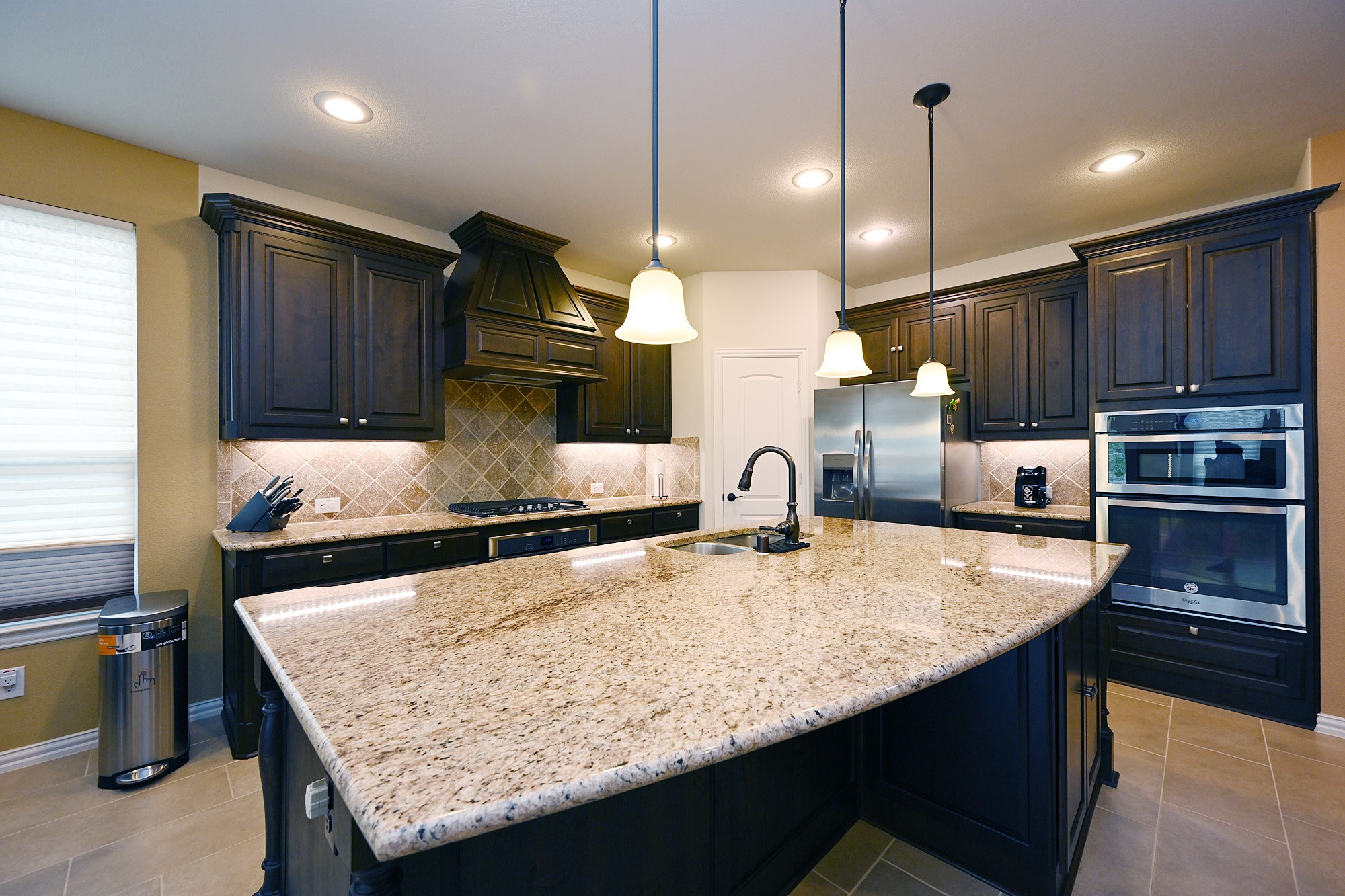 2713 Gulf Shore Drive Lewisville TX 75067