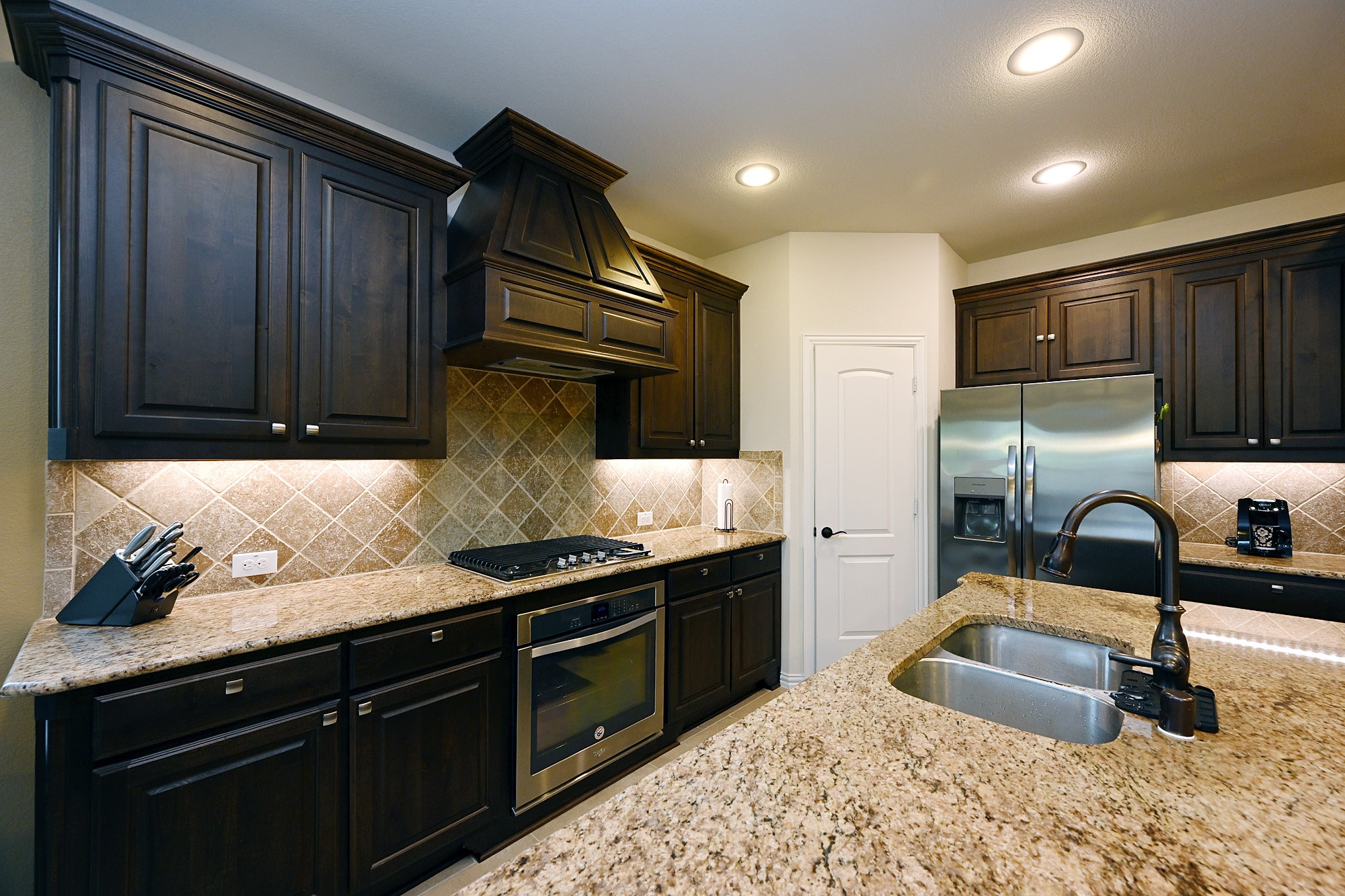 2713 Gulf Shore Drive Lewisville TX 75067