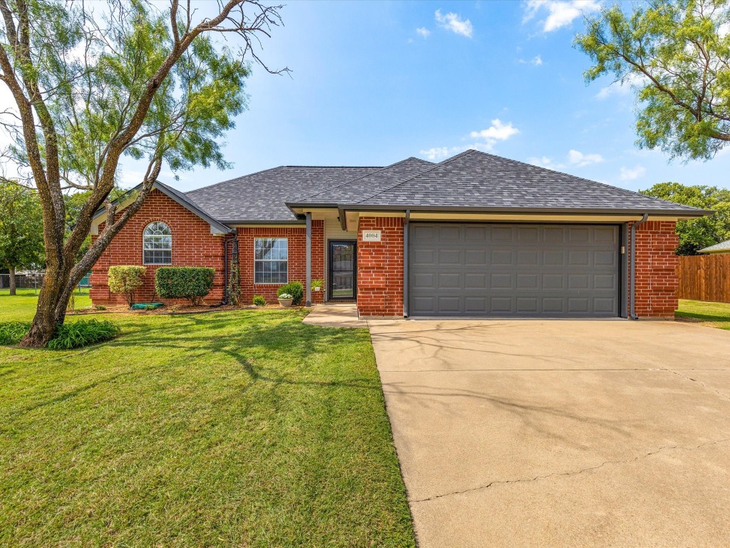 4004 Country Lane Granbury TX 76048