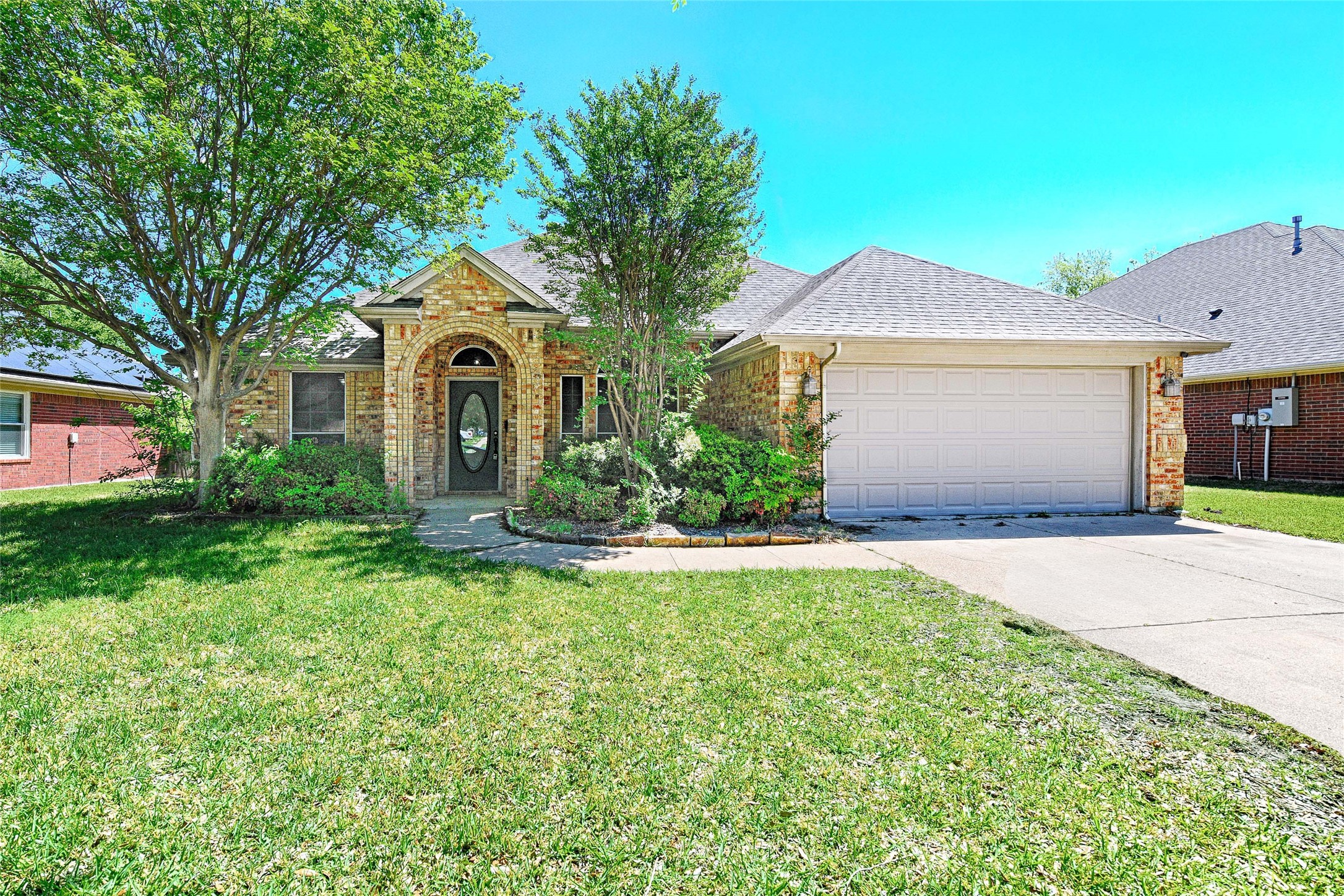 516 Chestnut Lane Saginaw TX 76179
