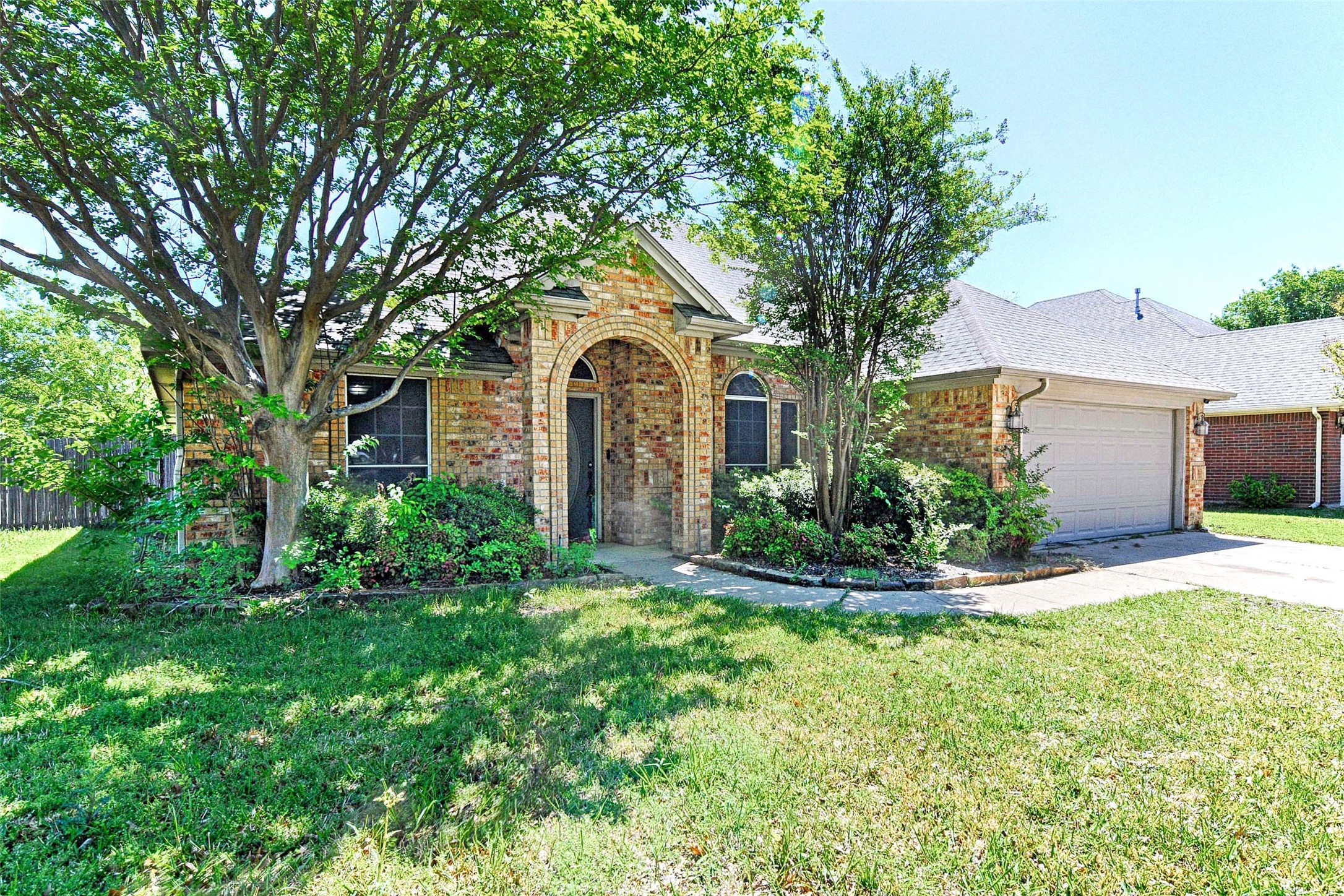 516 Chestnut Lane Saginaw TX 76179