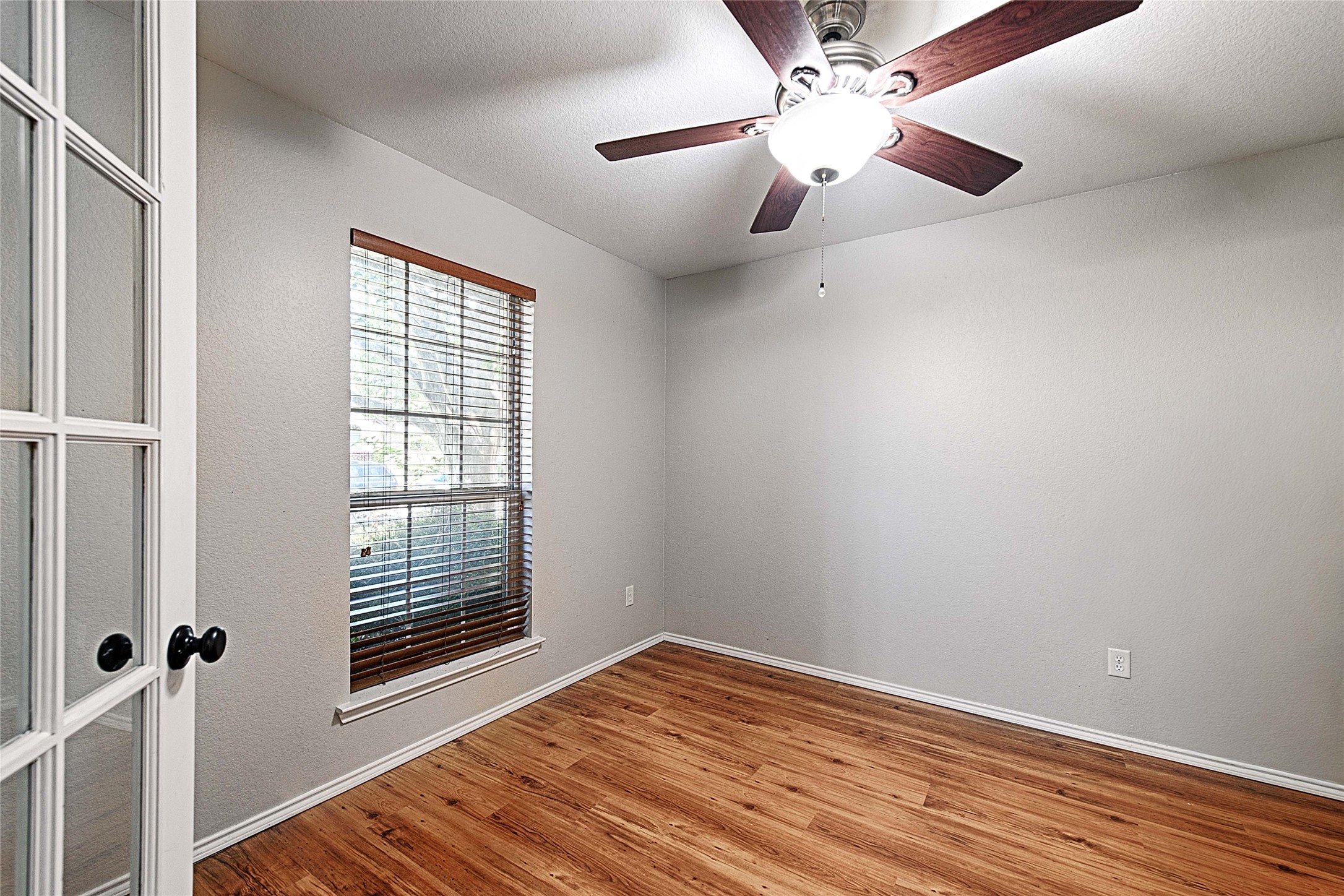 516 Chestnut Lane Saginaw TX 76179