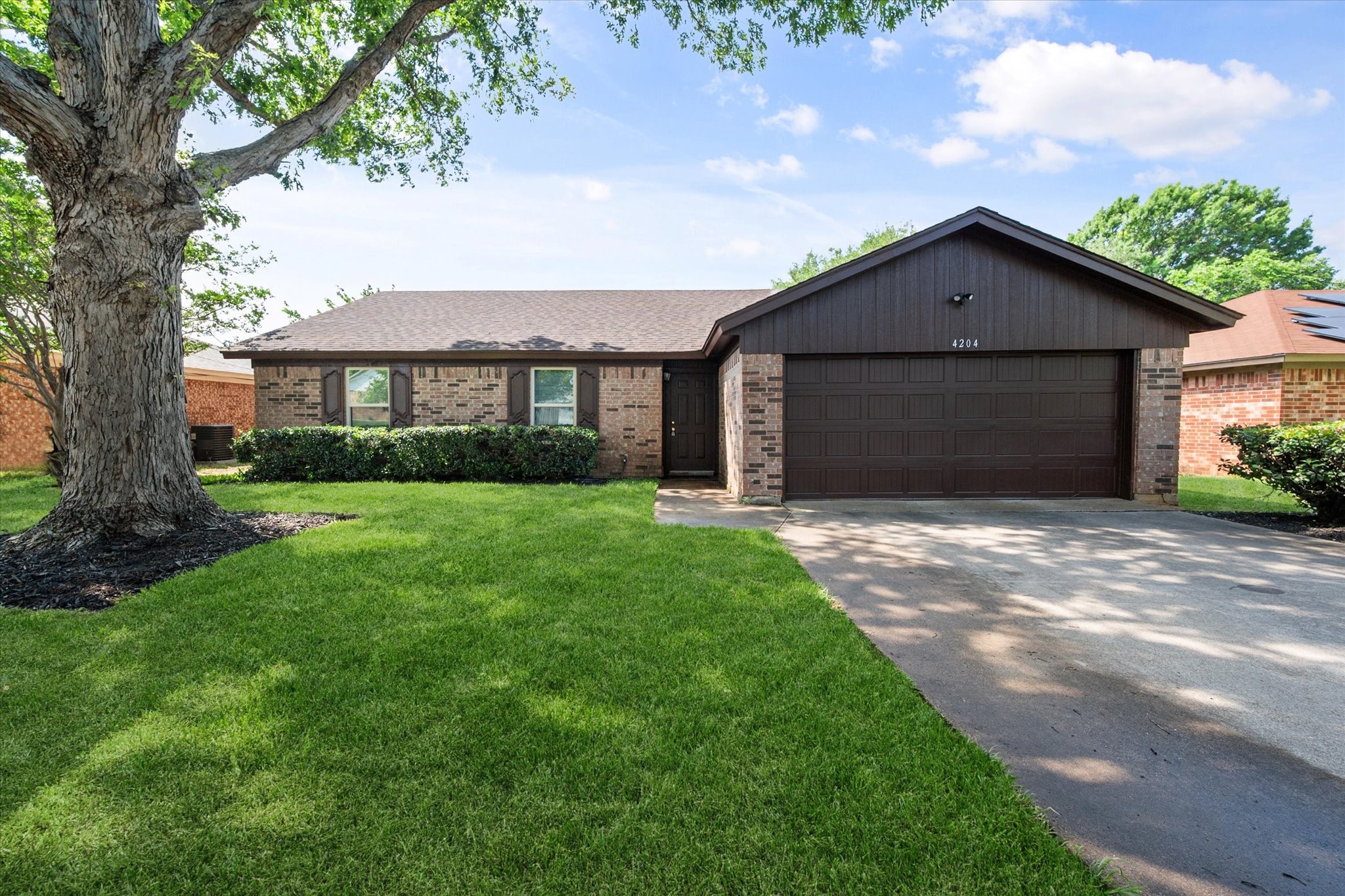 4204 Maple Springs Drive Arlington TX 76001