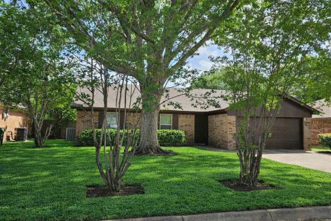 4204 Maple Springs Drive Arlington TX 76001