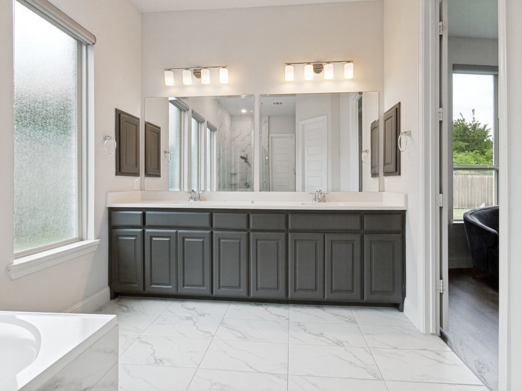 621 Sassy Drive Murphy TX 75094