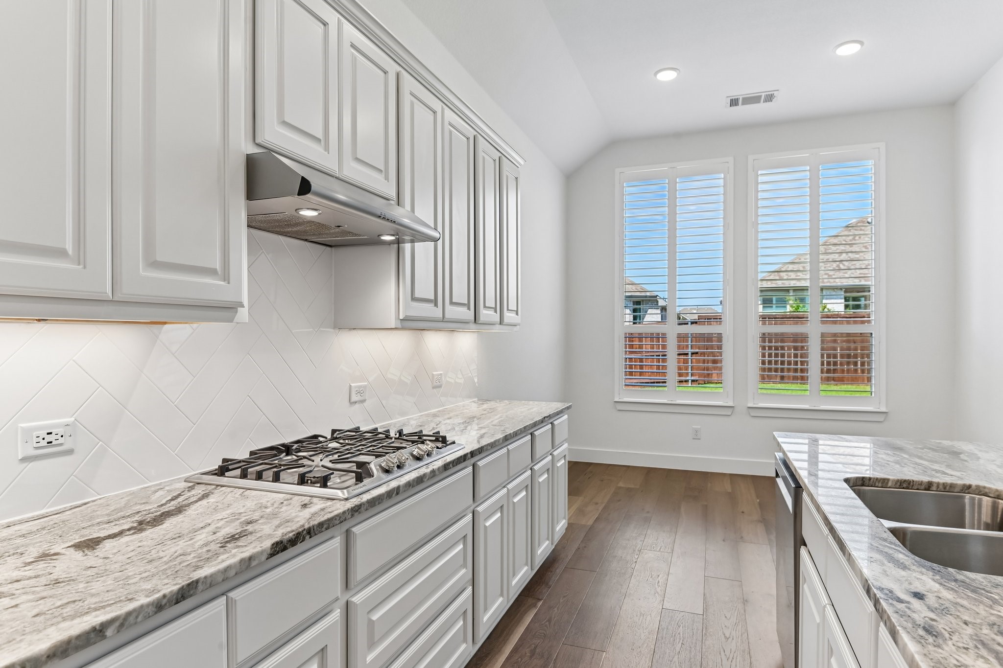 3932 Primrose Drive Aubrey TX 76227