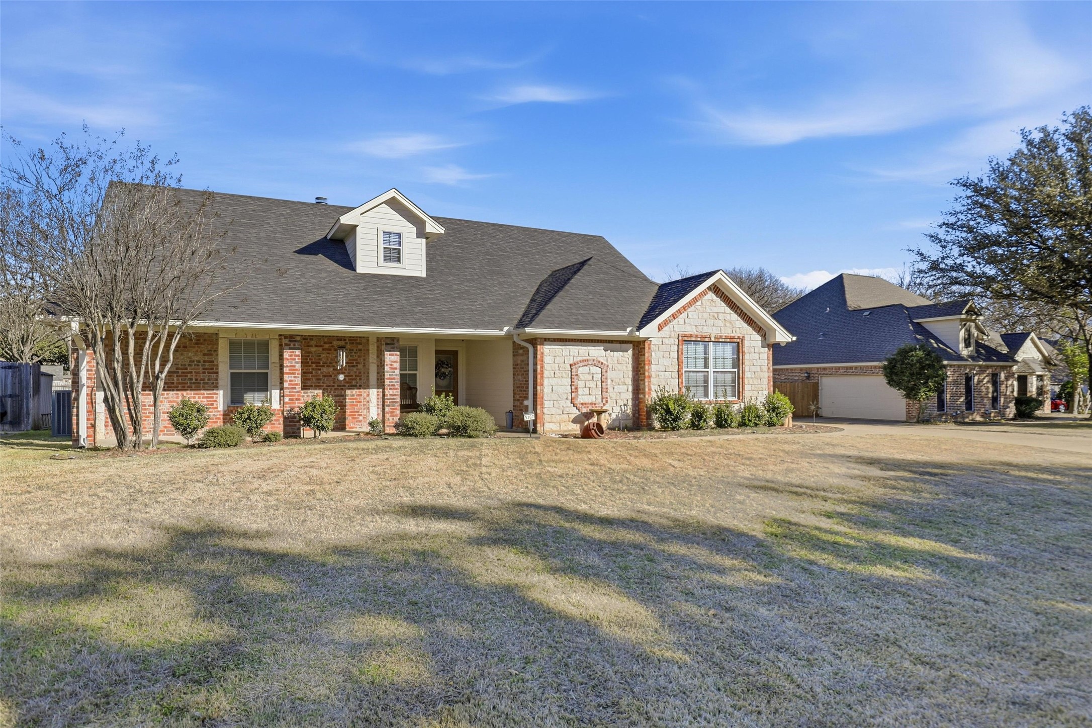 3207 Crossbridge Circle Granbury TX 76049