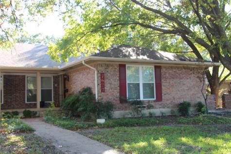 7624 Meadow Oaks Drive Dallas TX 75230