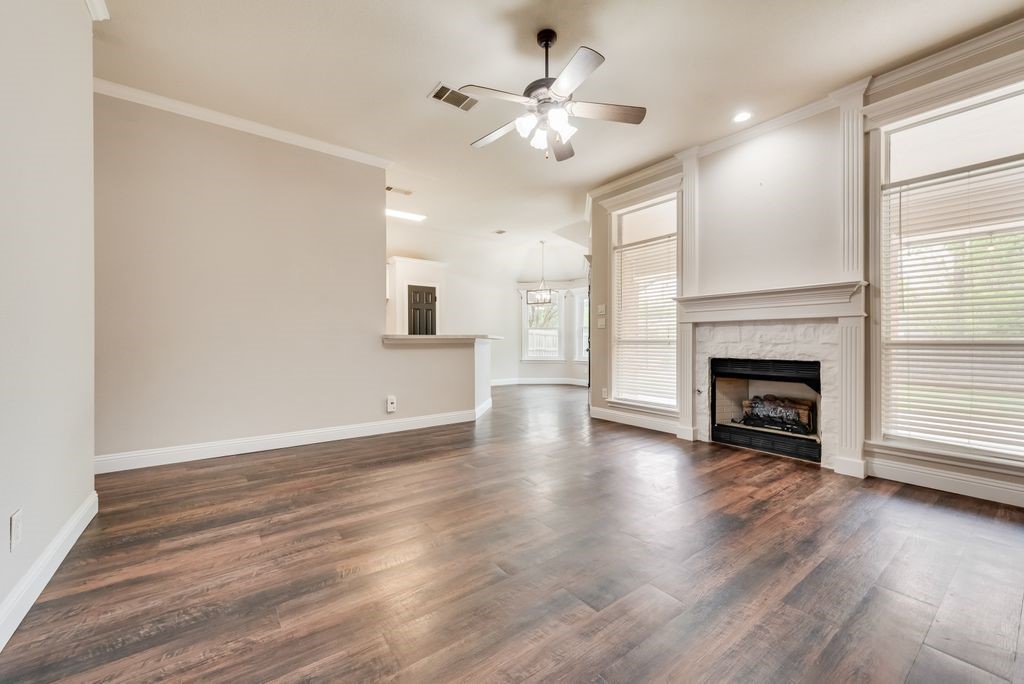 1820 Sand Stone Drive Sanger TX 76266