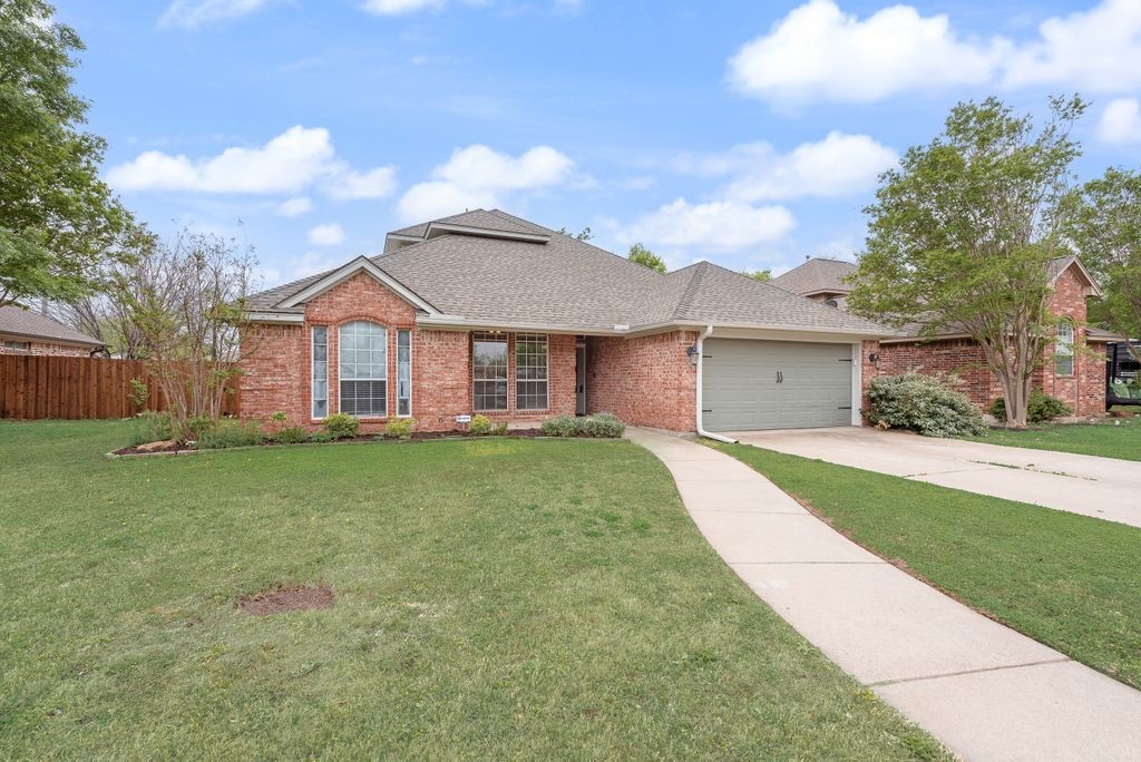 1820 Sand Stone Drive Sanger TX 76266