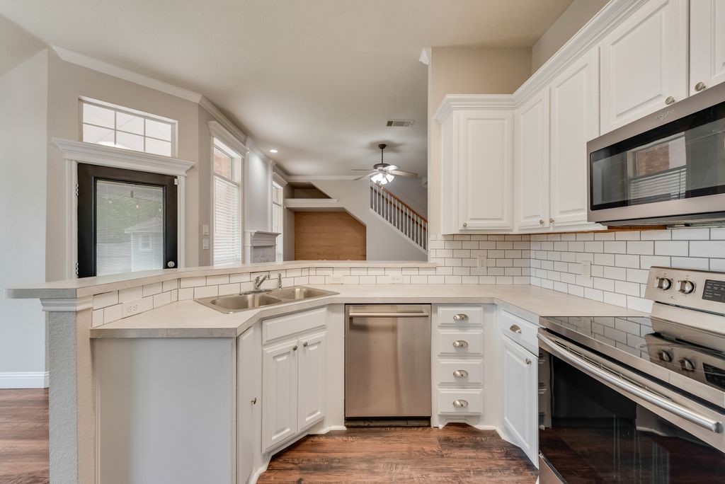 1820 Sand Stone Drive Sanger TX 76266