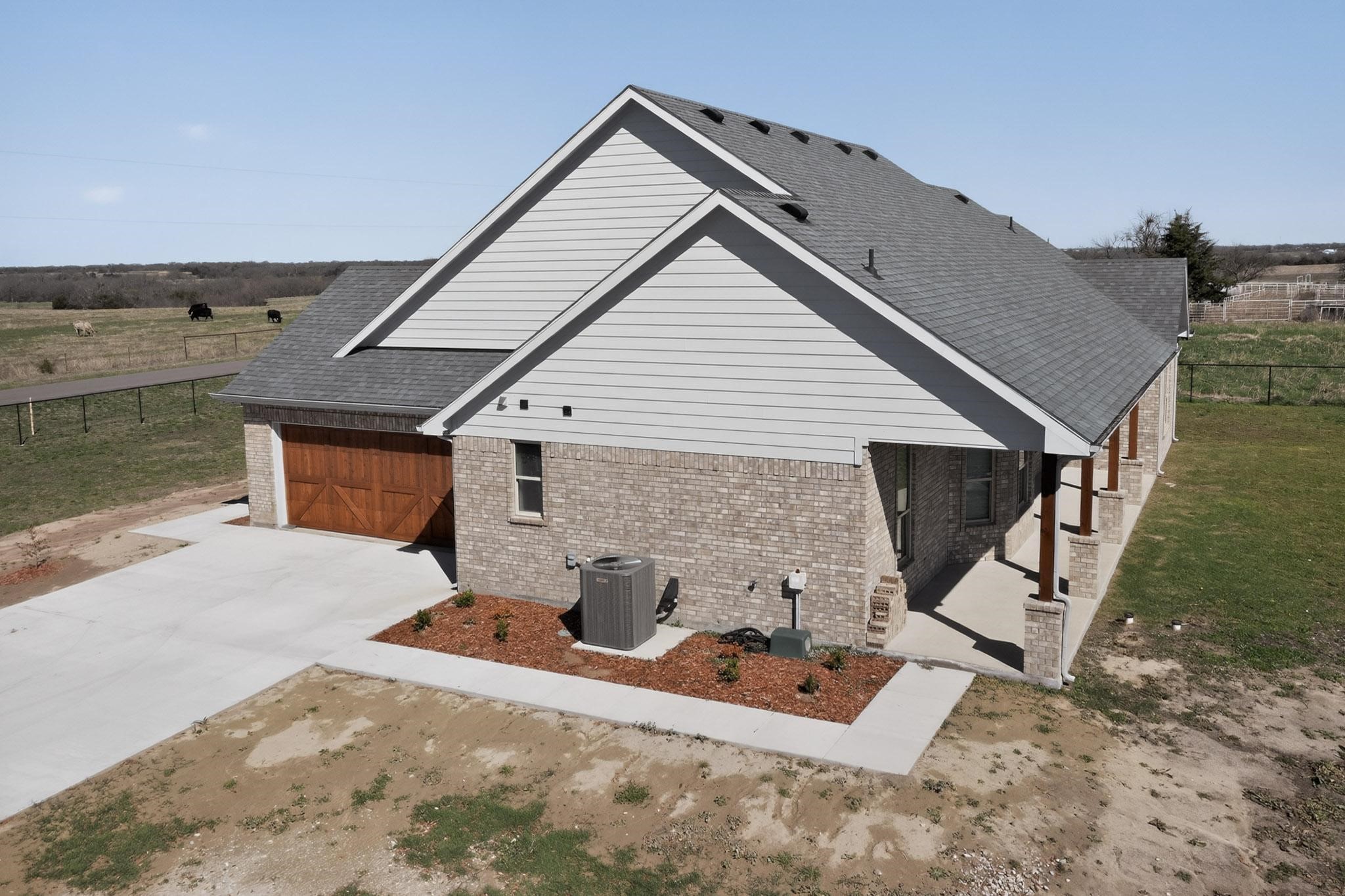 6721 County Road 1140 Leonard TX 75452