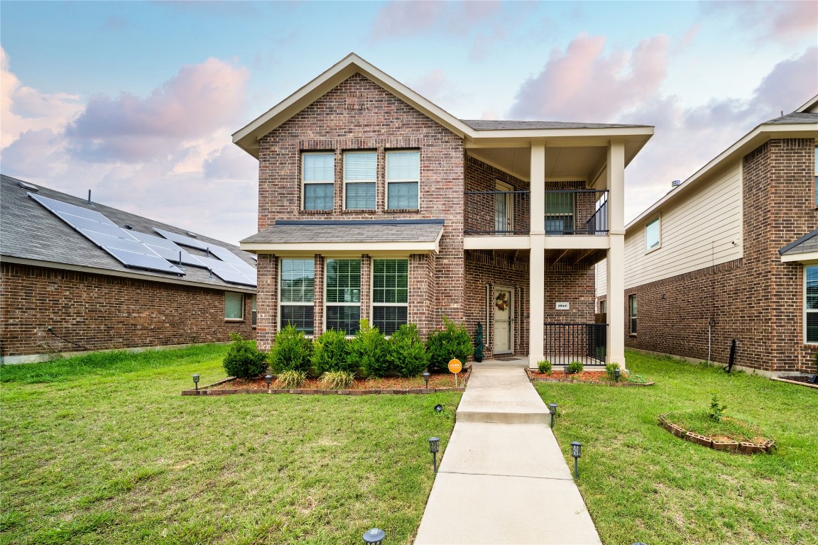 1942 Parkside Lane Lancaster TX 75146
