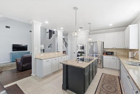 943 Kingwood Circle Highland Village TX 75077