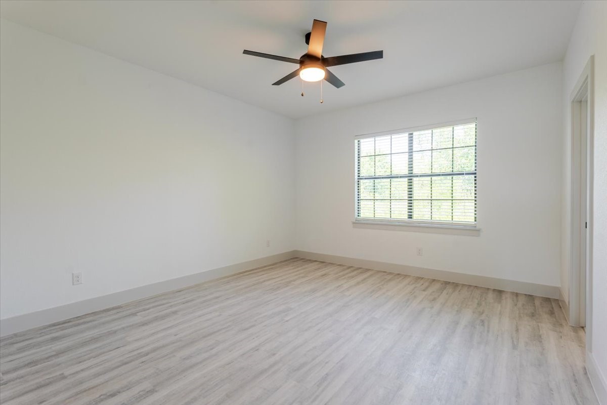 1001 SW 1st Avenue Mineral Wells TX 76067