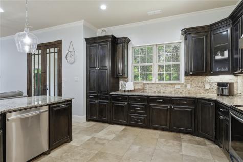 1611 Moreland Drive Sherman TX 75090