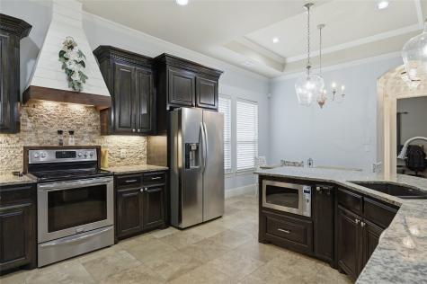 1611 Moreland Drive Sherman TX 75090