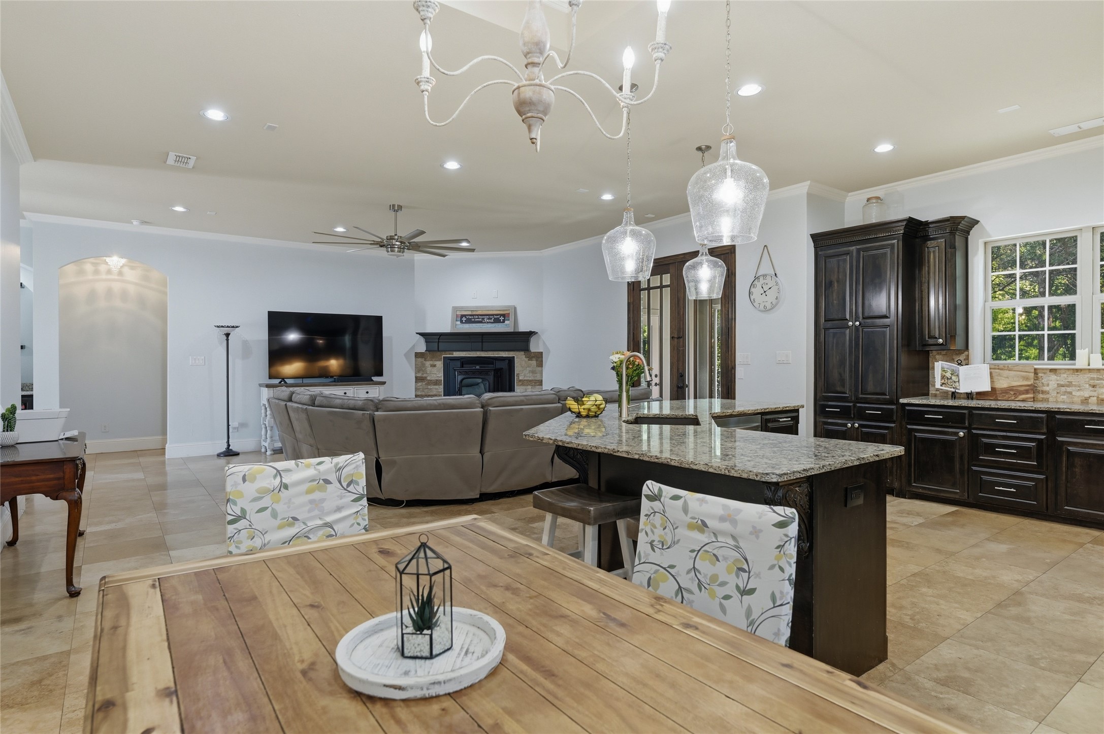 1611 Moreland Drive Sherman TX 75090