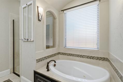 1611 Moreland Drive Sherman TX 75090