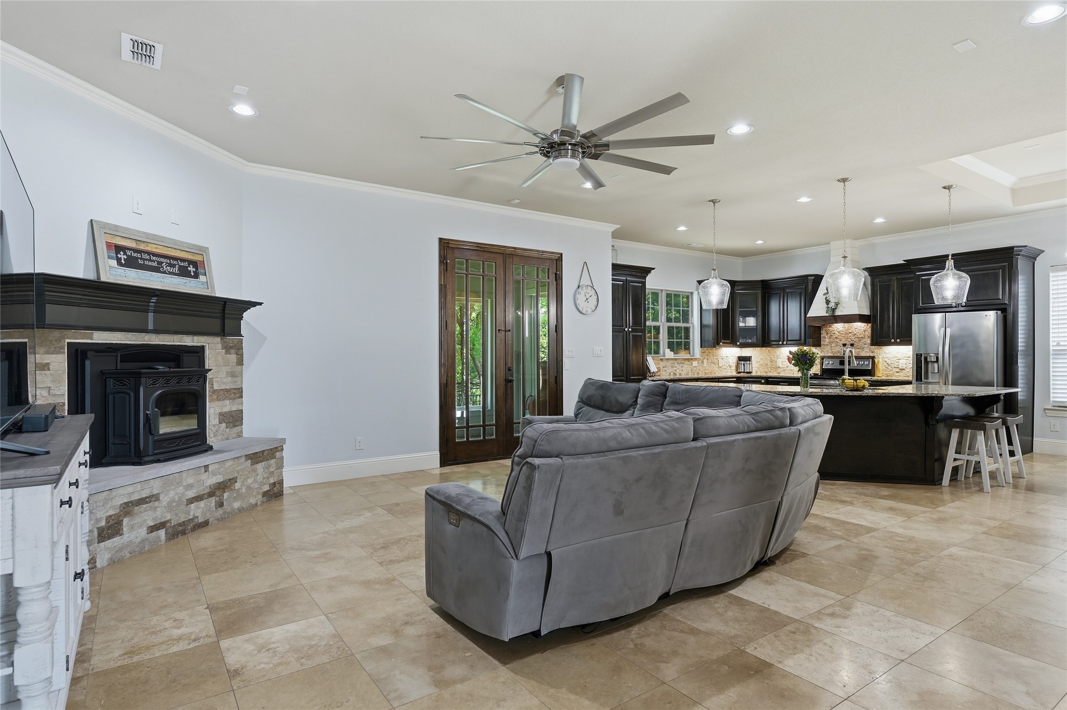 1611 Moreland Drive Sherman TX 75090